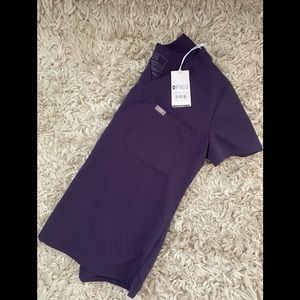 NWT Figs Scrub Top